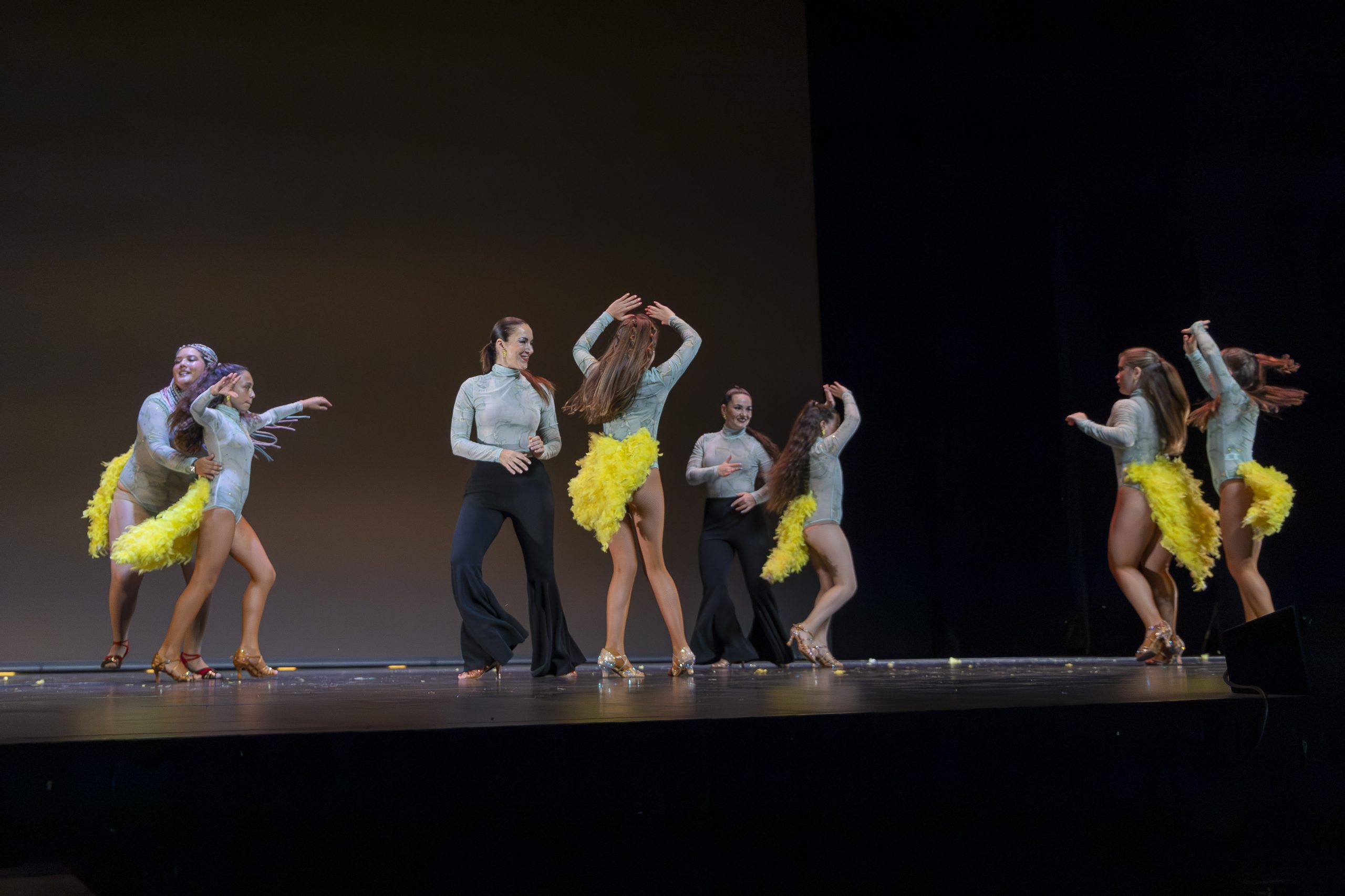 Clase de salsa y bachata infantil en Magic Dance